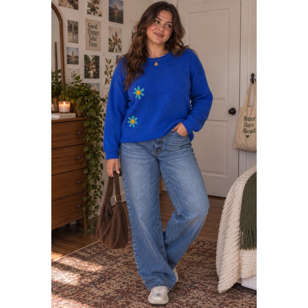 551. Upcycled 100% Cashmere Sweater 2X Cobalt Blue Embroidered Daisy Crew Neck
